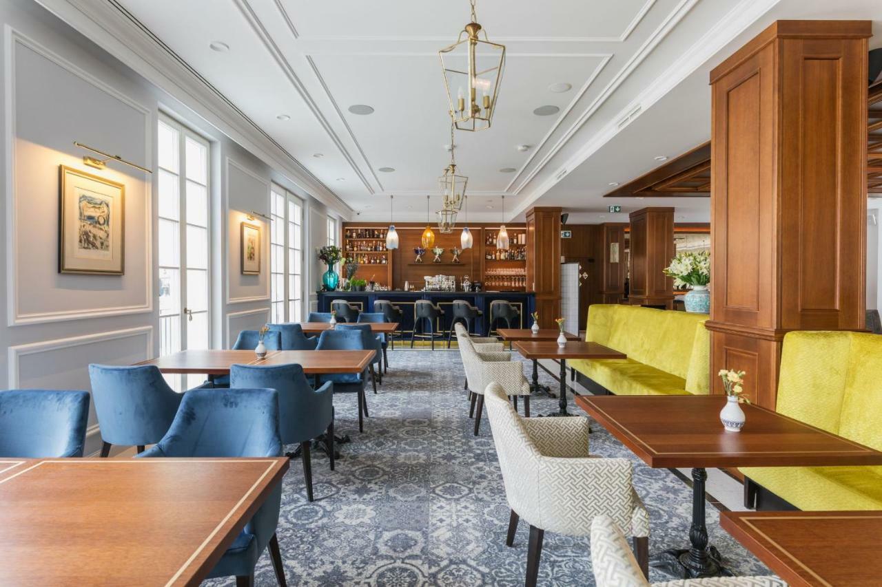 Palace Art Hotel Пежинок Екстериор снимка